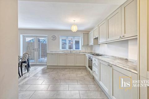 4 bedroom semi-detached house for sale, Crow Green Lane, Brentwood CM15