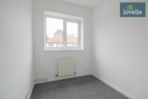 15 Brian Avenue, Waltham, Grimsby, DN37 0JS