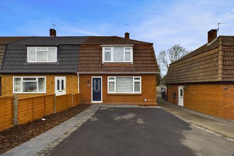 3 bedroom end of terrace house for sale, Paybridge Road, Bristol BS13