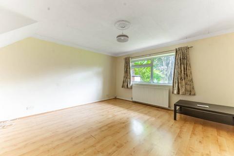 2 bedroom maisonette for sale, Rydal Way, South Ruislip, Ruislip, HA4