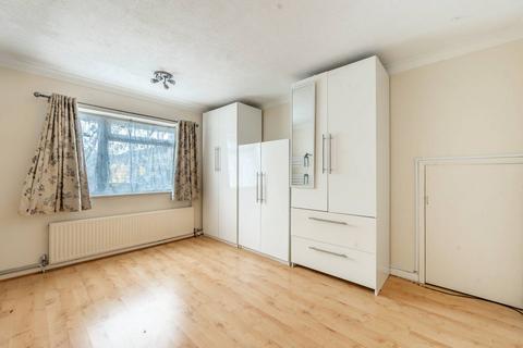 2 bedroom maisonette for sale, Rydal Way, South Ruislip, Ruislip, HA4