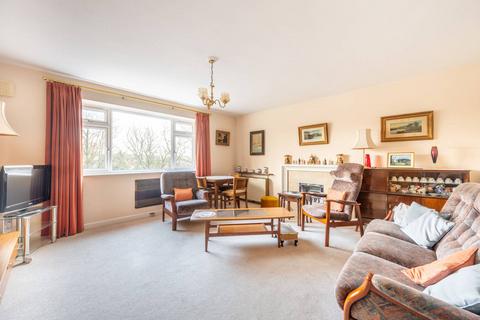 2 bedroom flat for sale, Shoot Up Hill, Mapesbury Estate, London, NW2