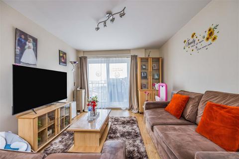 2 bedroom flat for sale, Gisors Road, Southsea PO4