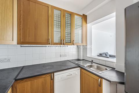 3 bedroom flat to rent, Belsize Park London NW3