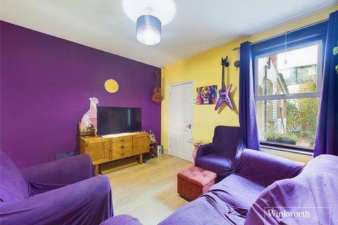 2 bedroom end of terrace house for sale, Belmont Road, Reading, United Kingdom, RG30