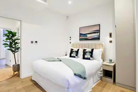 2 bedroom flat to rent, Hill Street, London W1J