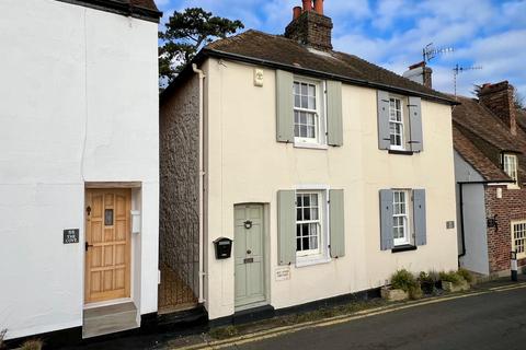 2 bedroom semi-detached house for sale, North Road, Hythe