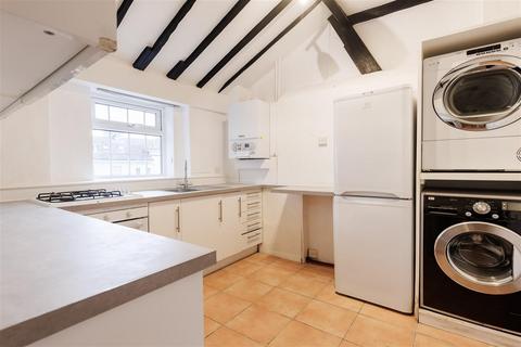 2 bedroom barn conversion to rent, Houblons Hill, Coopersale Street, Epping