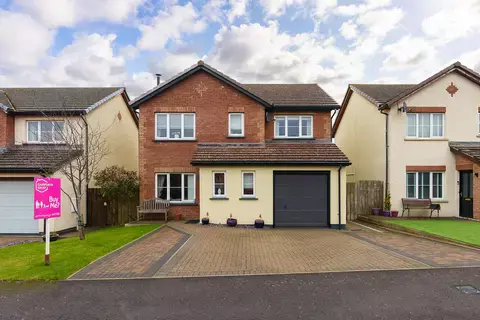 4 bedroom detached house for sale, 3, Campion Close, Peel