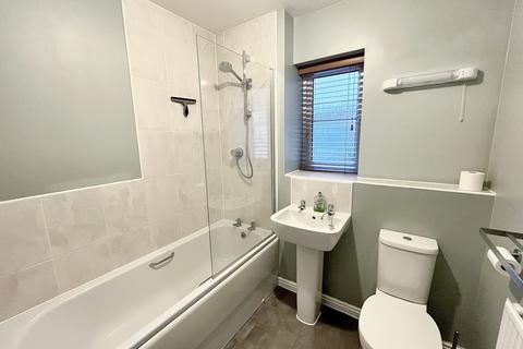37a Mascroft Road, Trowbridge, BA14 6GD