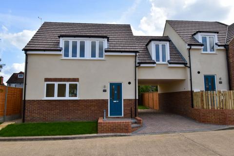 3 bedroom link detached house for sale, Wadnall Way, Knebworth SG3