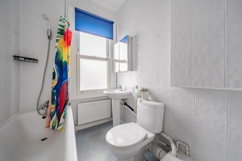 2 bedroom flat to rent, Tasman Road, Clapham North, SW9