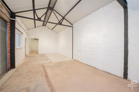 Industrial unit to rent, R/O 138-140, Bolton Road, Manchester M46