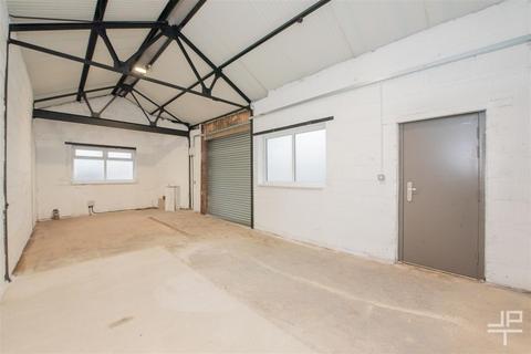 Industrial unit to rent, R/O 138-140, Bolton Road, Manchester M46