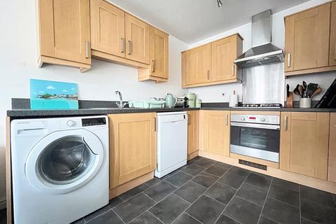 4 bedroom townhouse for sale, 6 Meadow Drive, Pontyclun CF72 9FR