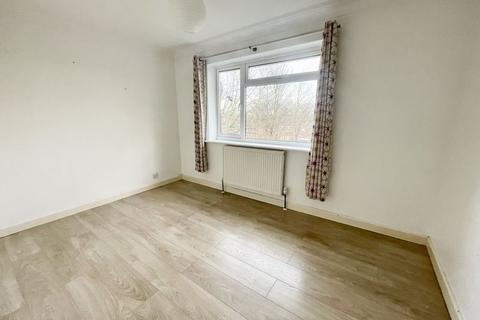 2 bedroom terraced house to rent, Paxton Close, Hedge End