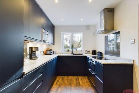 5 Lechlade Gardens, Bournemouth, BH7 7JD