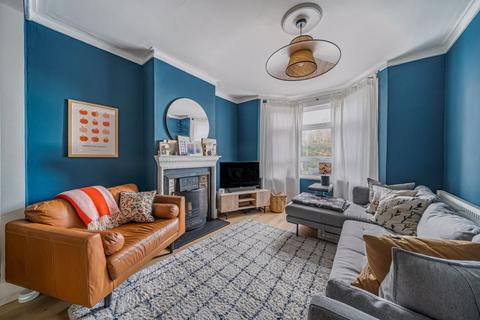 85 Park Road, Caterham, CR3 5TD