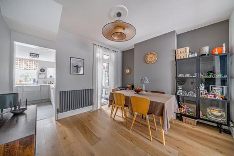85 Park Road, Caterham, CR3 5TD