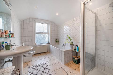 85 Park Road, Caterham, CR3 5TD