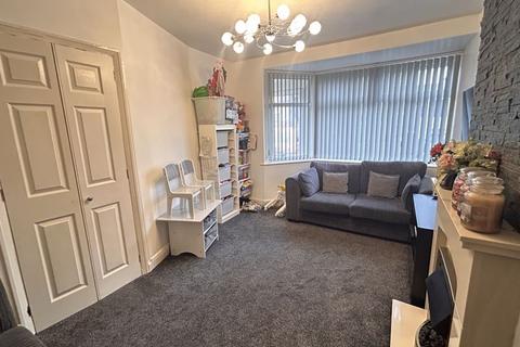 3 bedroom semi-detached house for sale, Dyas Avenue, Great Barr, Birmingham, B42 1HF