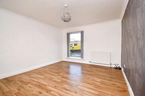98 Oak Road, Cumbernauld, Glasgow, G67 3LJ