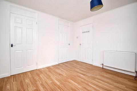 98 Oak Road, Cumbernauld, Glasgow, G67 3LJ