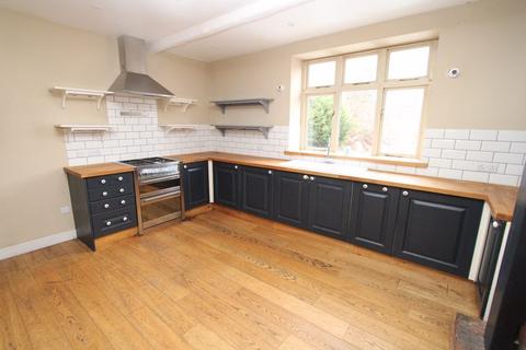 4 bedroom end of terrace house for sale, Rochdale Road, Todmorden OL14