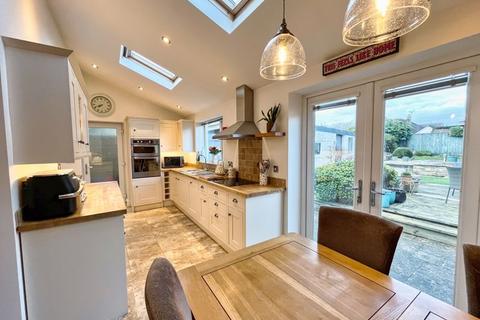 5 Brynawel, Bridgend, CF31 4DL