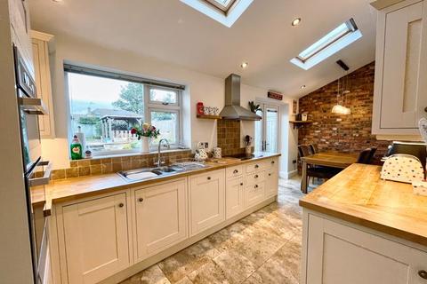 5 Brynawel, Bridgend, CF31 4DL