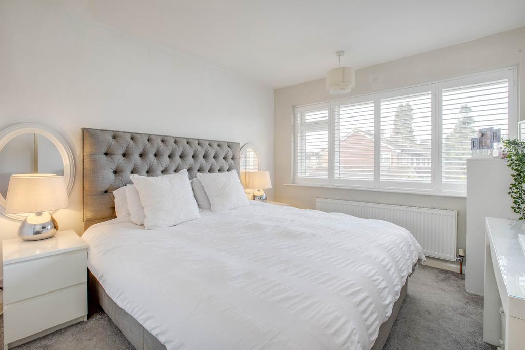 15 Spring Gardens, SL7 3 HS (LOW RES)-2