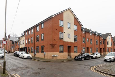 2 bedroom apartment for sale, Fleetwood Court, Clarendon Park, LE2