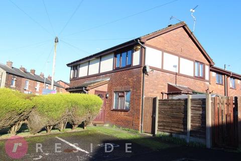 2 bedroom townhouse for sale, Norden Road, Rochdale OL11