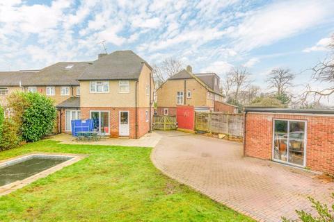 6 bedroom semi-detached house for sale, Segrave Close, Weybridge