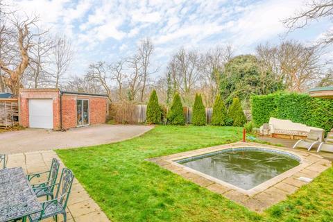 6 bedroom semi-detached house for sale, Segrave Close, Weybridge