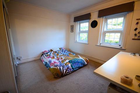 2 bedroom flat for sale, Richmond Gardens, Bournemouth BH1