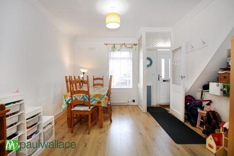 4 Dewhurst Road, Cheshunt, Waltham Cross, EN8 9PE