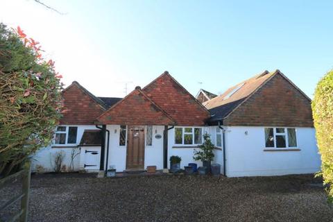 3 bedroom detached bungalow for sale, Studridge Lane, Speen - An Extended Cottage Bungalow