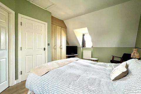 10 Coker Way, Chard, TA20 1BF