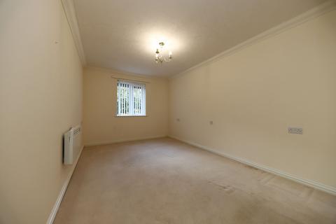 2 bedroom flat for sale, High Street, Rickmansworth WD3