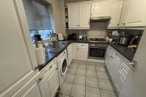 3 bedroom terraced house for sale, Hazelmere Walk, Northolt