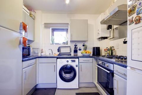 1 bedroom flat for sale, Pipit Court, Teal Close, Enfield