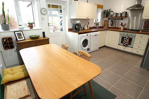 2 bedroom terraced house for sale, Beech Grove, Macclesfield