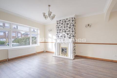 6 bedroom semi-detached house to rent, Long Lane, Bexleyheath DA7