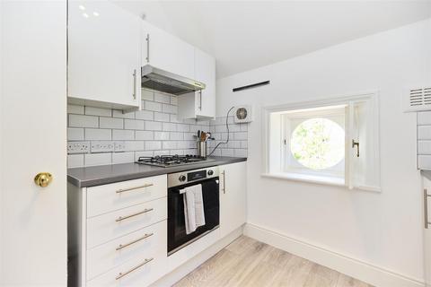 1 bedroom flat for sale, Westgate Road, Beckenham, BR3