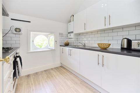 1 bedroom flat for sale, Westgate Road, Beckenham, BR3