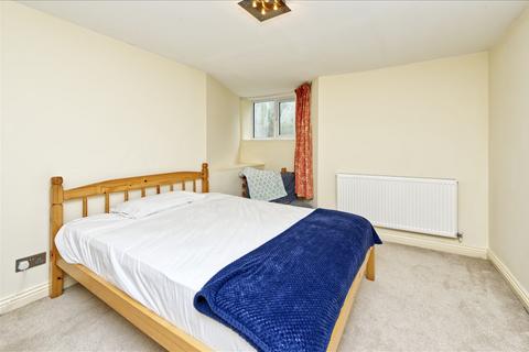 3 bedroom flat for sale, Shepherd's Bush W12 W12