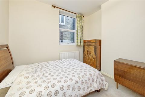 3 bedroom flat for sale, Shepherd's Bush W12 W12