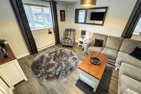 1a Cantle Close, Corby, NN18 8LJ