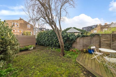 3 bedroom flat for sale, Oglander Road,  London, SE15